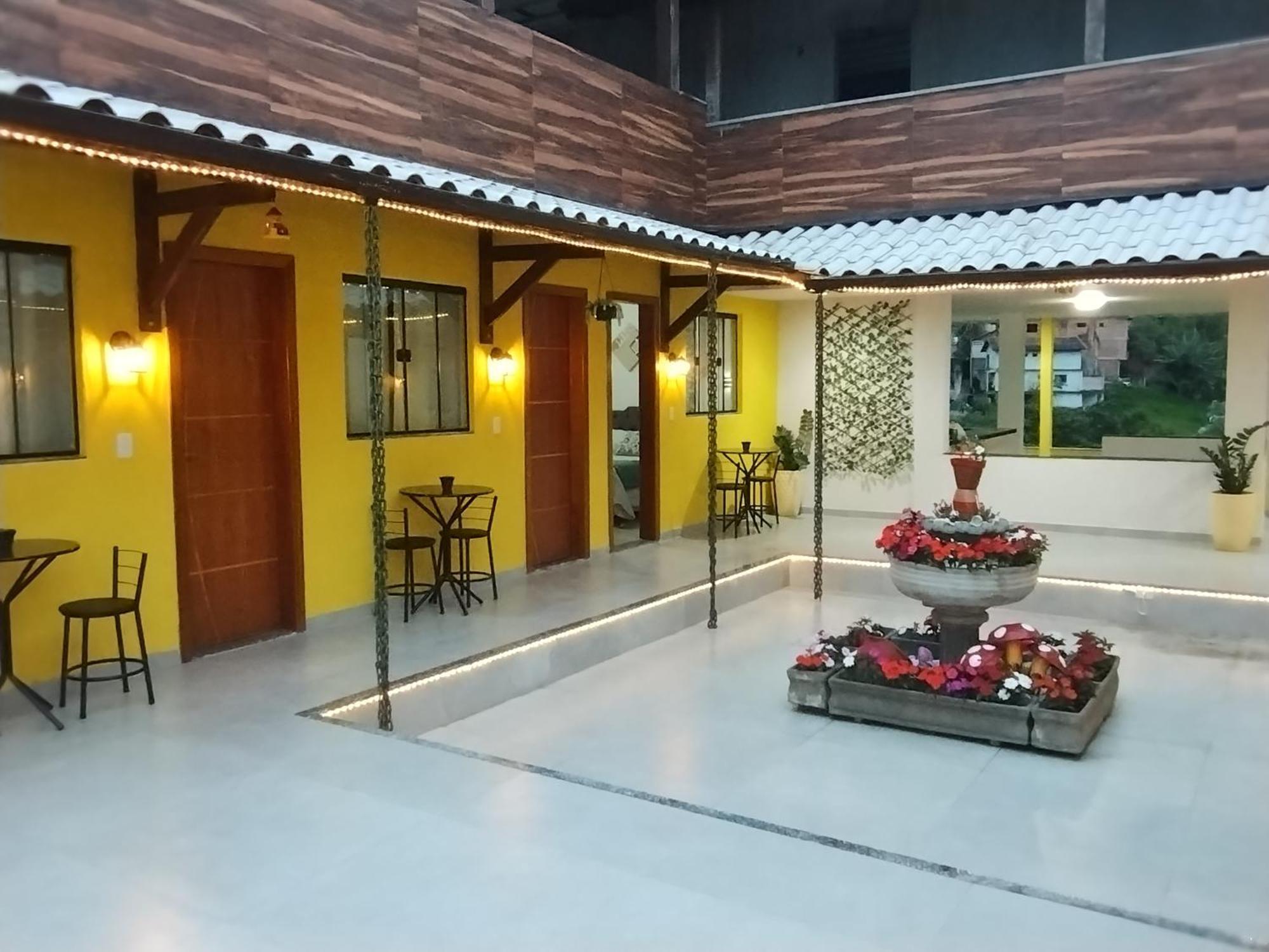Hospedagem Encantos Da Serra Итатиая Екстериор снимка